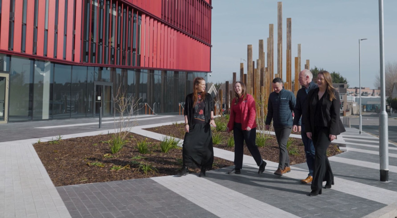 DCU Team Outside Shot